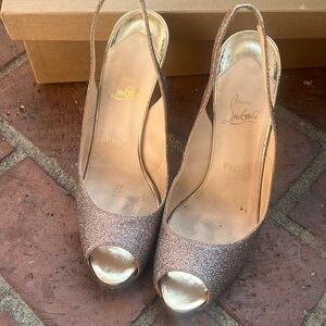 Beautiful glittery great condition